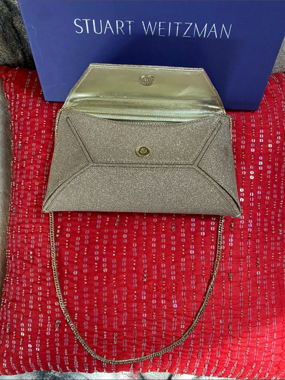 Stuart Weitzman With Certificates Sparkling Gold Logo Lining Bag With Gold Chain